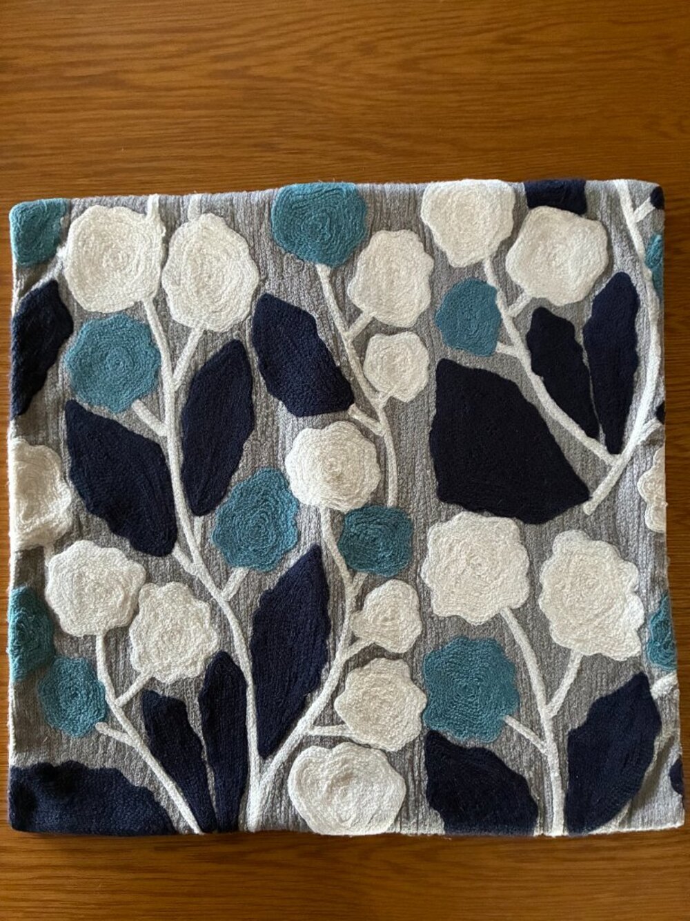 WEST ELM Crewel Stitch Pillow Cover, navy, aqua & white on grey – 20" x 20"